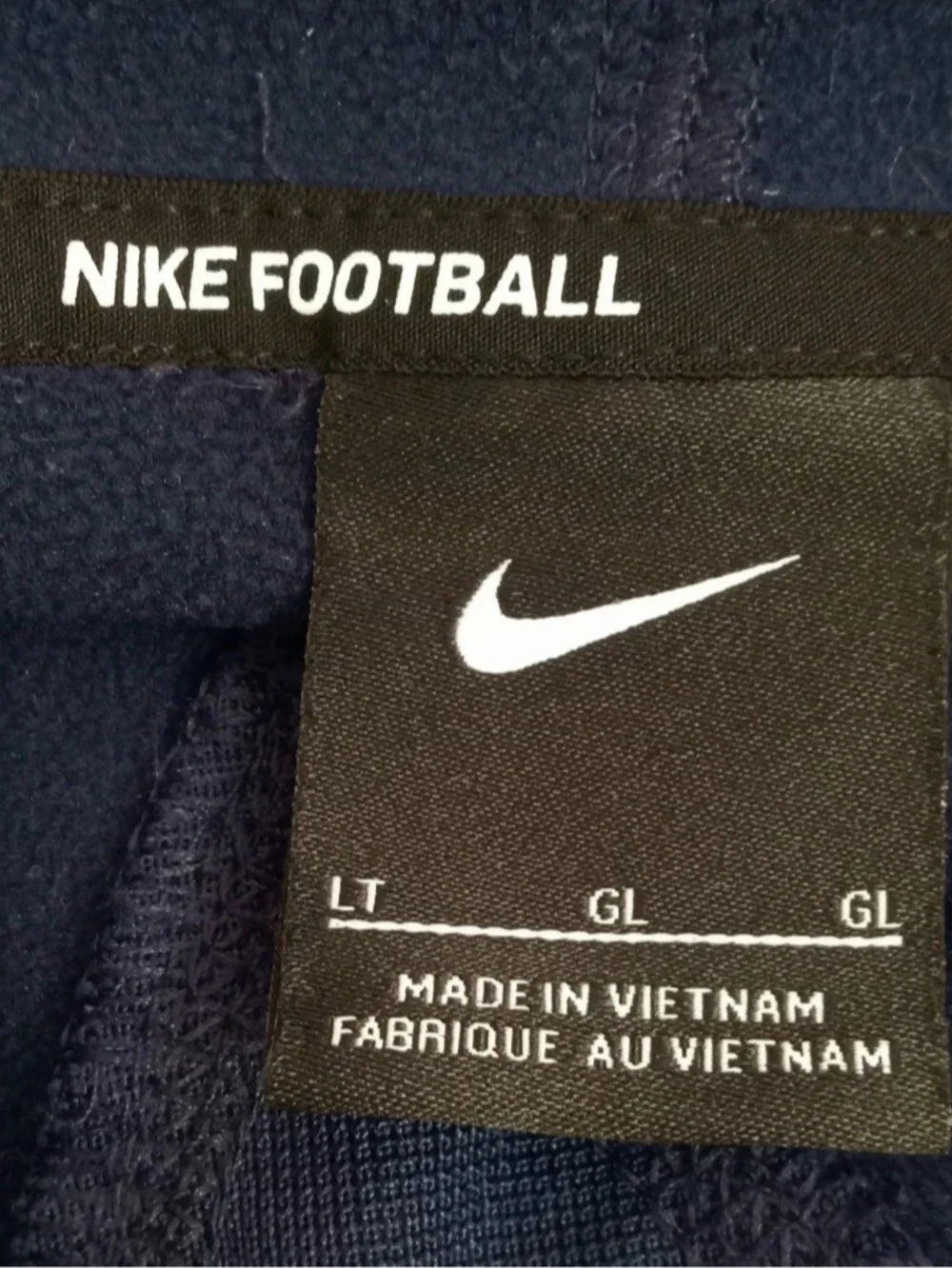 Nike front swoosh print